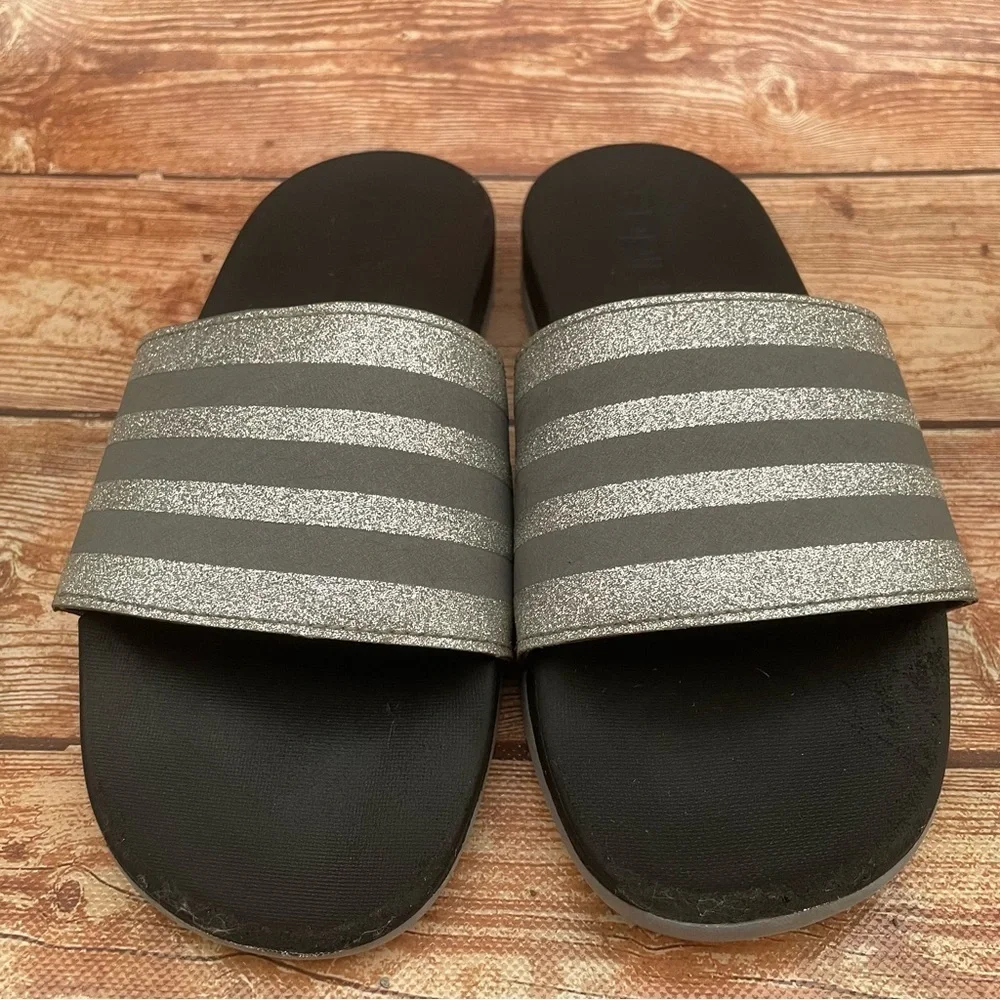 Adidas Girl slide sandals black silver size 2